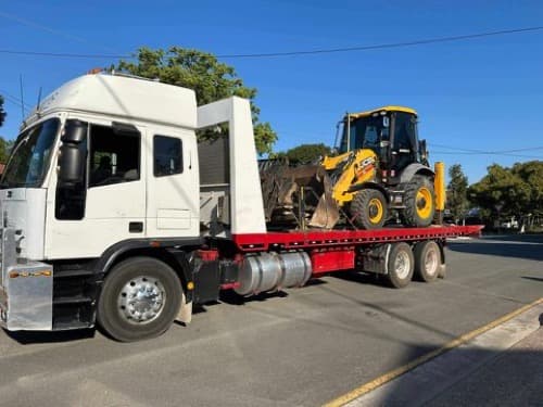 Quicktow Tilt Tray Transport